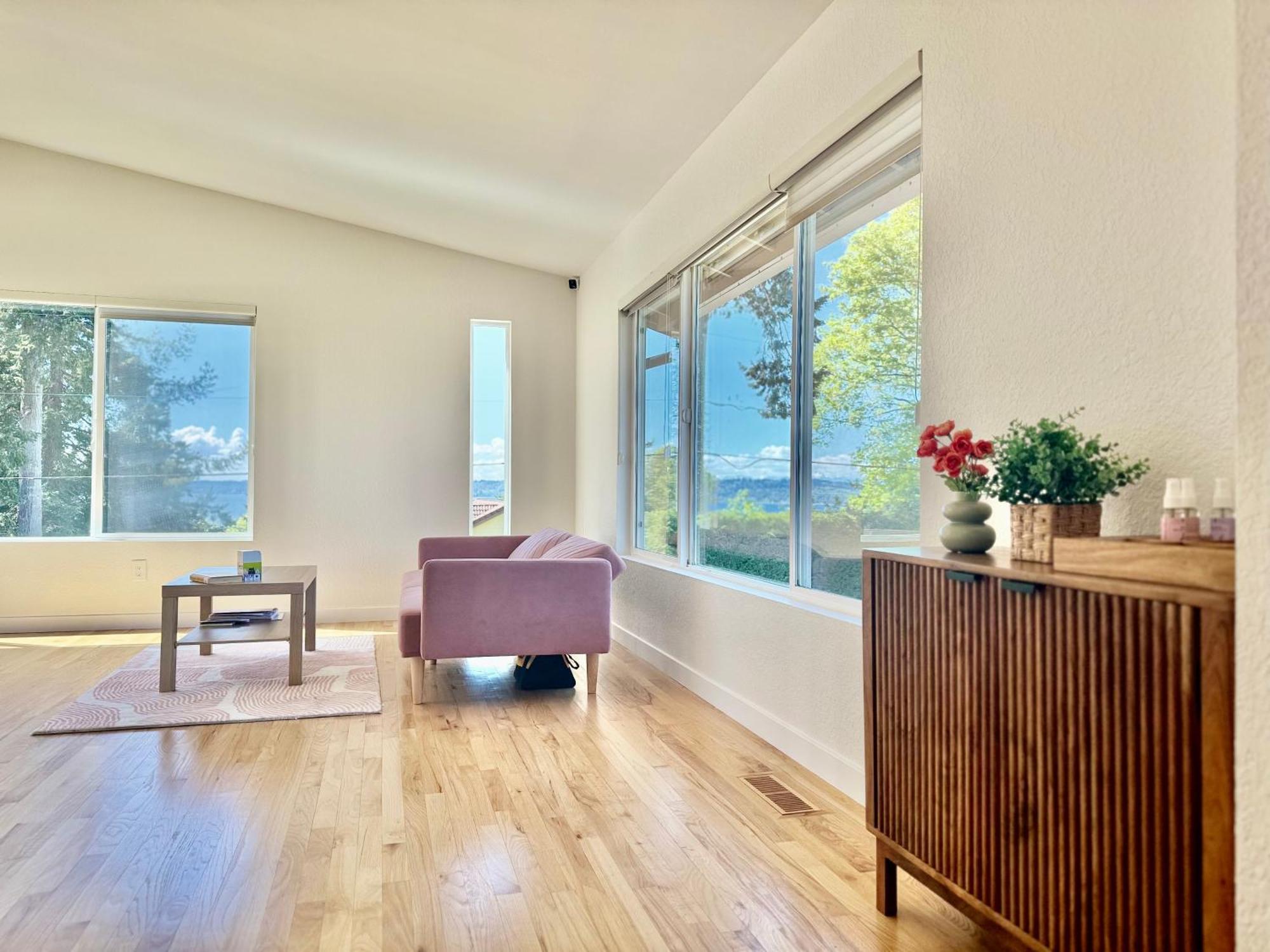 Besa Homestay Near Beach And Seatac Airport - Shared Bathroom With Max 2 Guests Des Moines Exterior foto